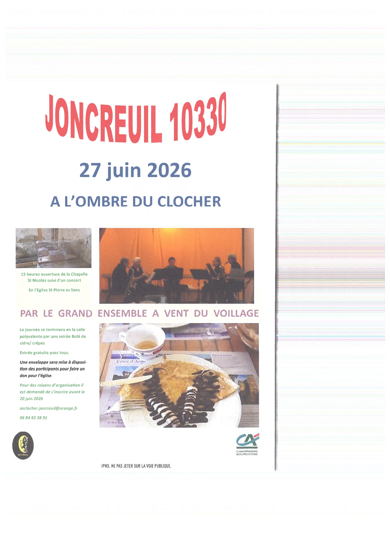 À l'ombre du clocher