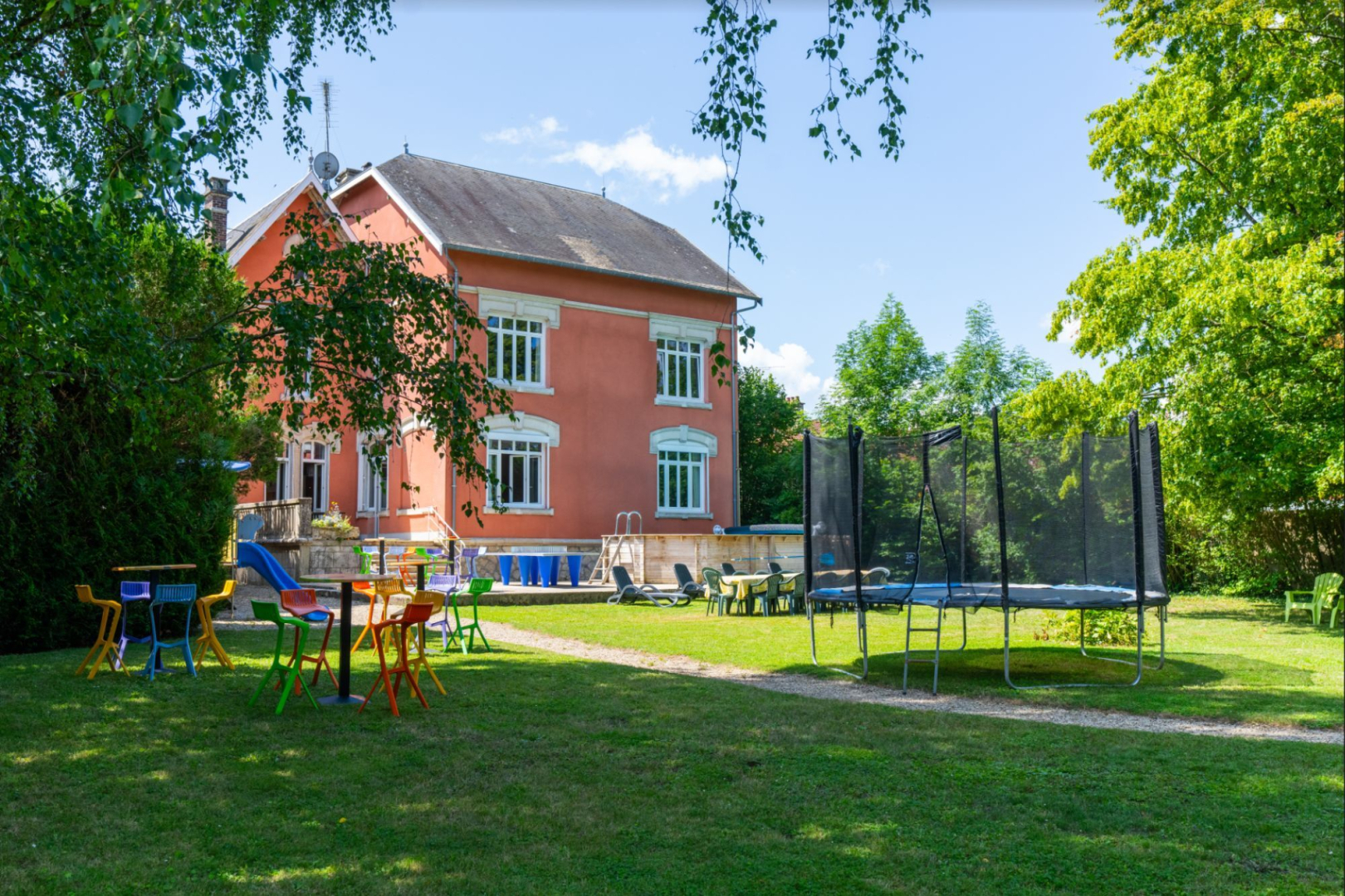 LE MANOIR