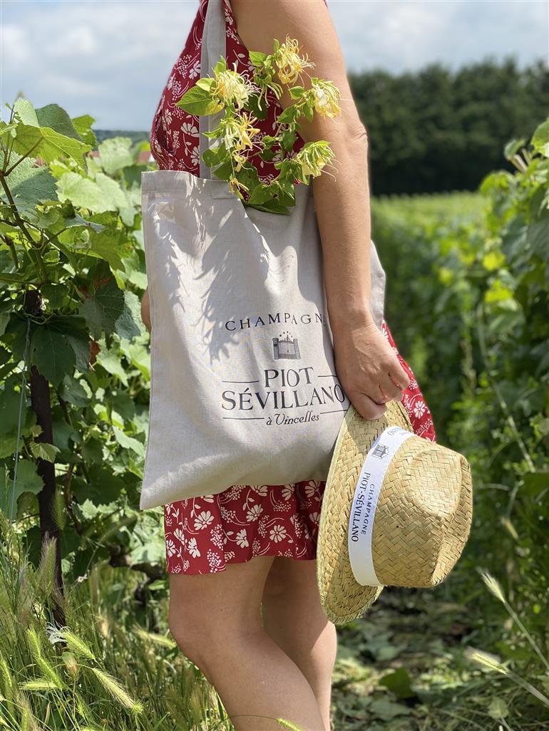 60dd9c27f4e527608214b34f