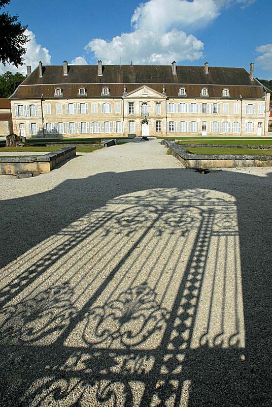 La grille Jean Lamour de l'abbaye d'Auberive, Auberive - photo 2