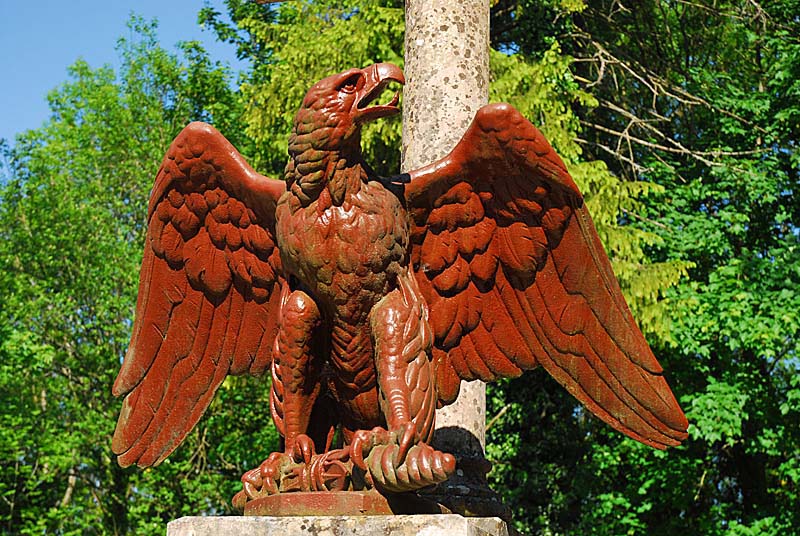 L'AIGLE IMPERIAL DE MONTSAUGEON, Le Montsaugeonnais - photo 2