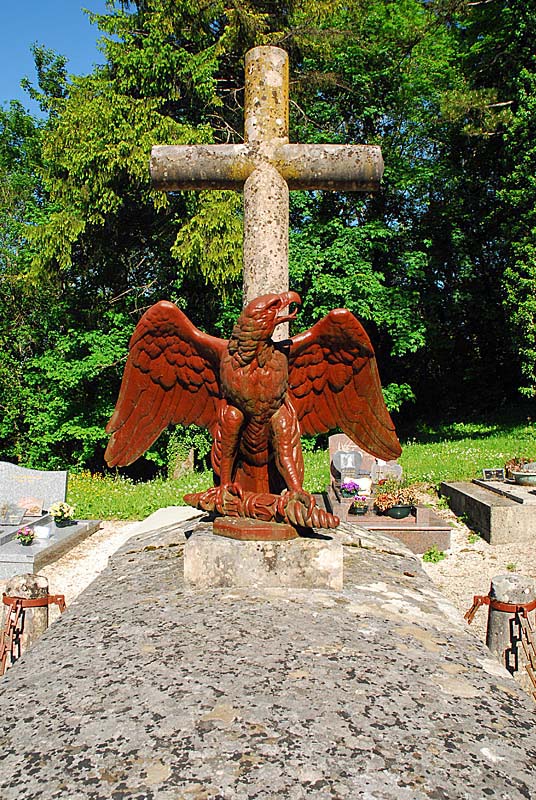 L'AIGLE IMPERIAL DE MONTSAUGEON, Le Montsaugeonnais - photo 4