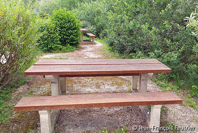 AIRE DE PIQUE-NIQUE DE LA BAIE DE VARBETON - photo 2