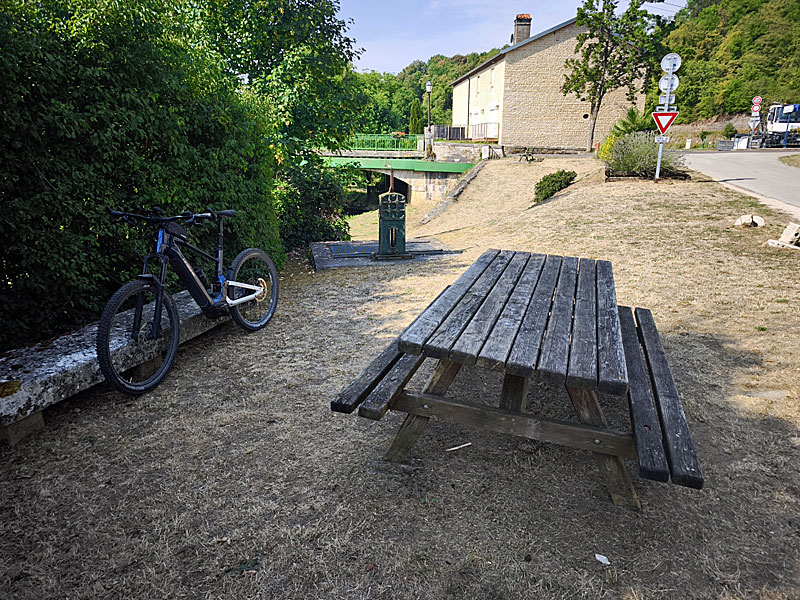 Aire de pique-nique du colombier de Riaucourt