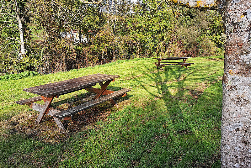 AIRE DE PIQUE-NIQUE D'ESNOMS-AU-VAL - photo 2