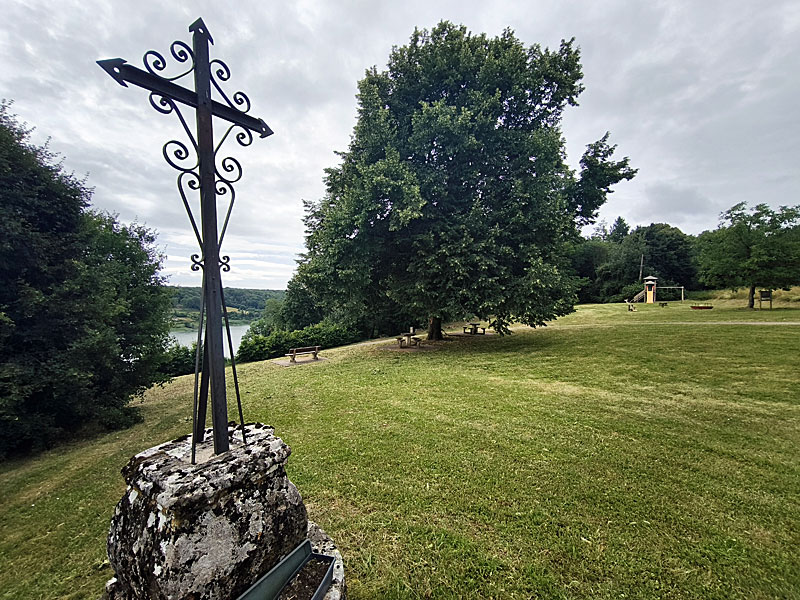 AIRE DE PIQUE-NIQUE ET DE JEUX DE SAINT-CIERGUES - photo 5