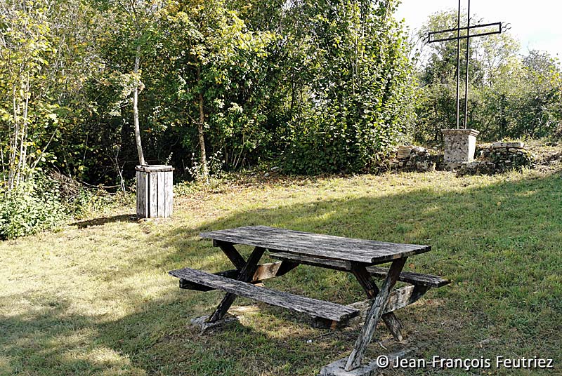 AIRE DE PIQUE-NIQUE DE NOIDANT-LE-ROCHEUX (EST)