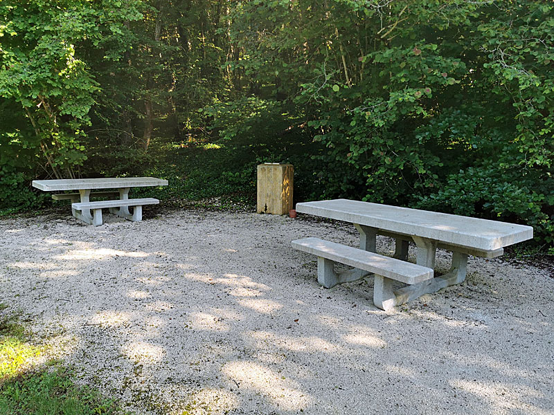 AIRE DE PIQUE-NIQUE DU VAL CORBEAU - photo 2