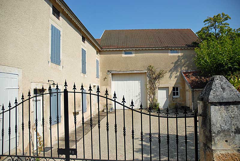 ANCIENNE FERME DE CHALMESSIN - photo 2