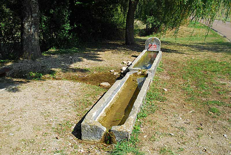AUGES D'EAU VIVES A POINSENOT