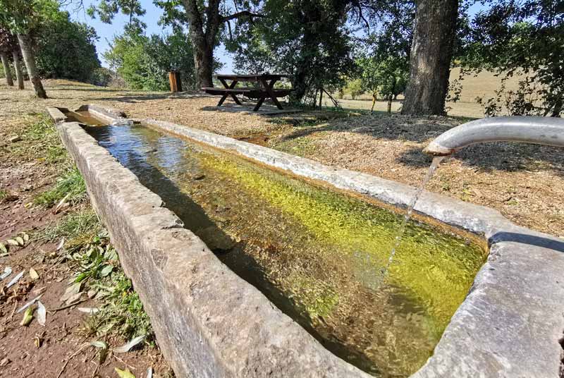 AUGES D'EAU VIVES A POINSENOT