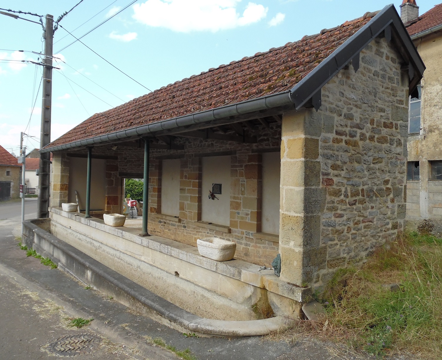 LAVOIR DE BELMONT