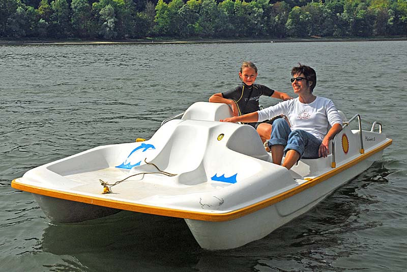 LOCATION DE BATEAUX A PEDALES - LAC DE CHARMES, Changey - photo 3