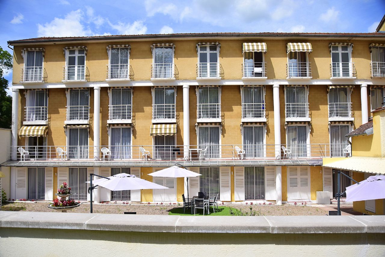 Hôtel les Lauriers Roses, Bourbonne-les-Bains - photo 3