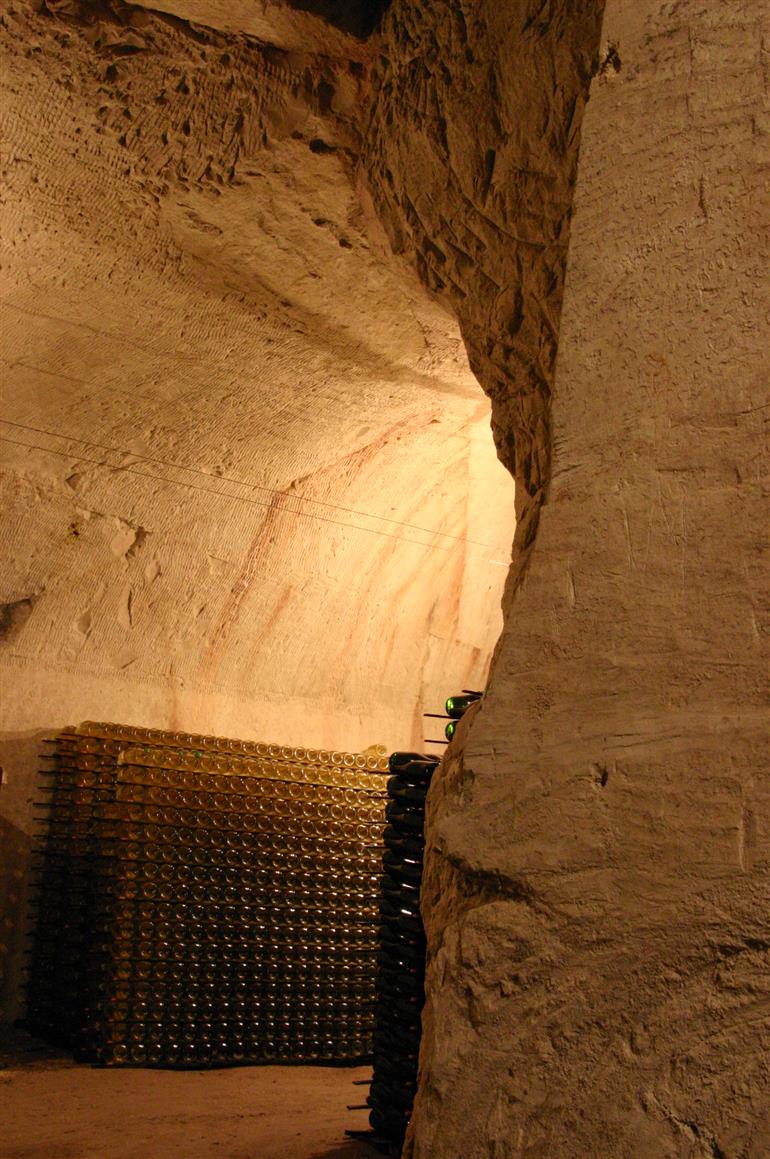 CAVE CHAMPAGNE JACQUINOT ET FILS