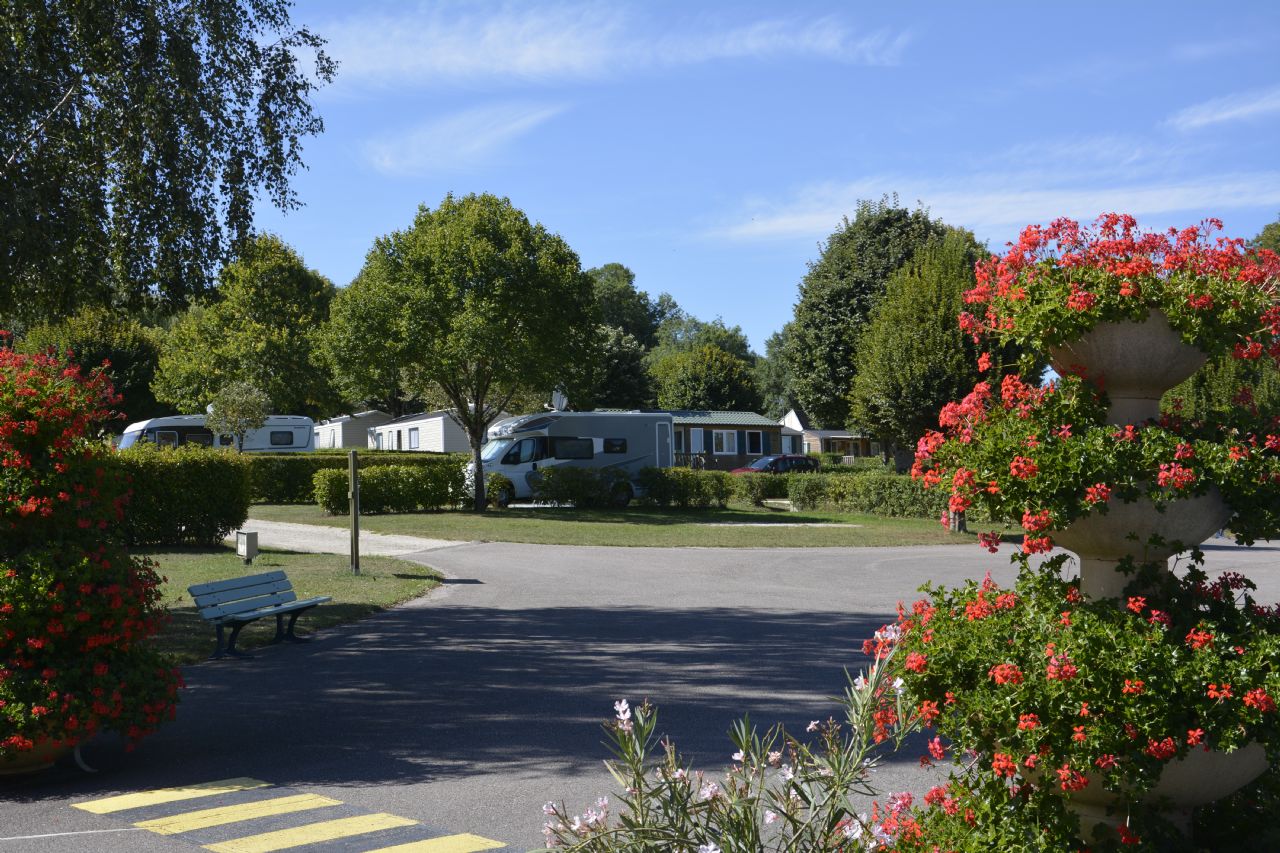 Camping Montmorency, Bourbonne-les-Bains - photo 7