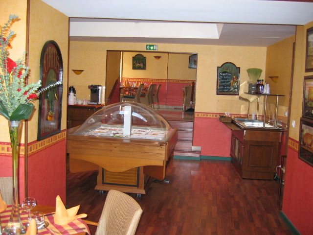 HOTEL DES REMPARTS, Chaumont - photo 9