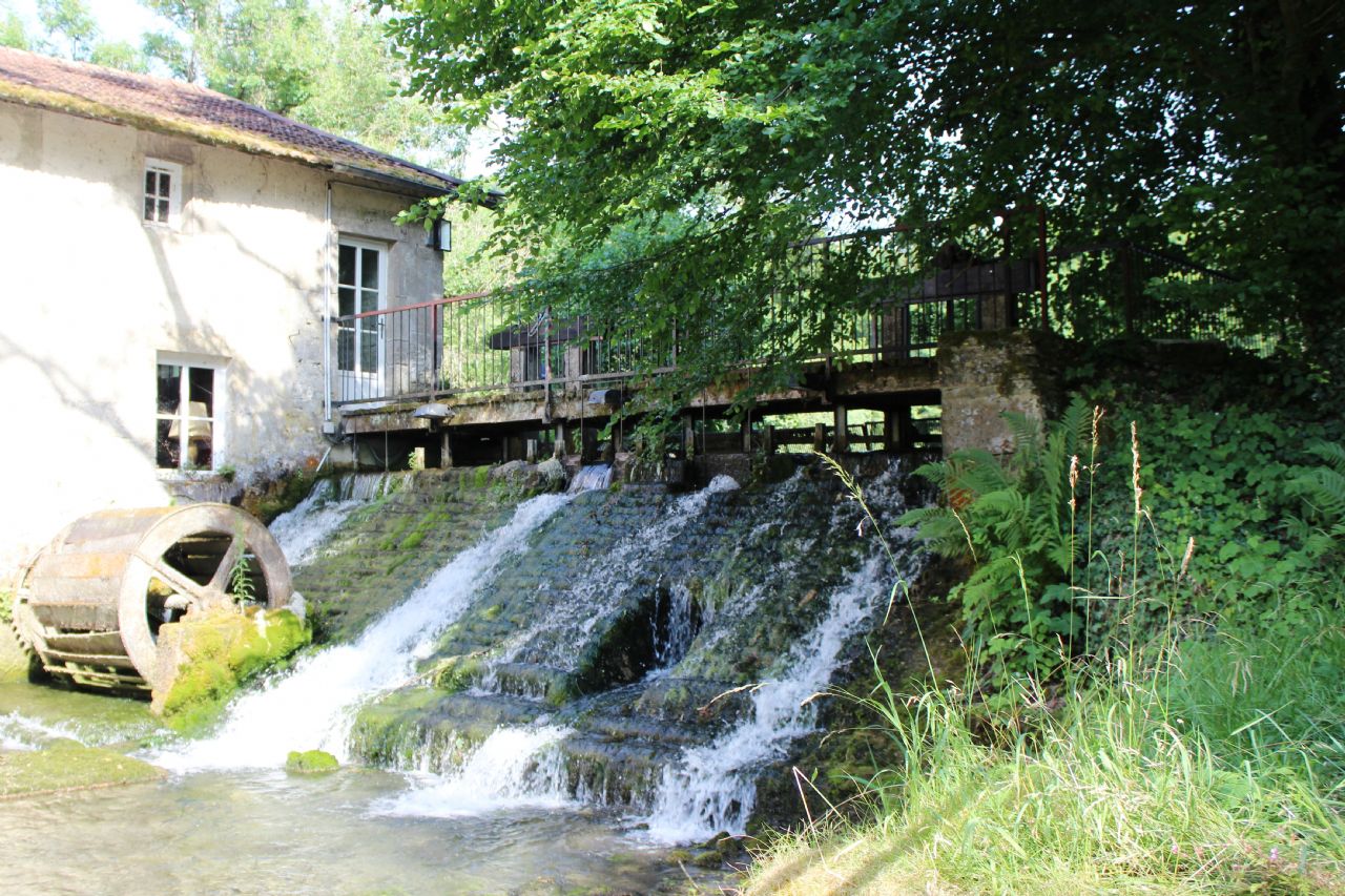 LA SOURCE BLEUE, Gudmont-Villiers - photo 13