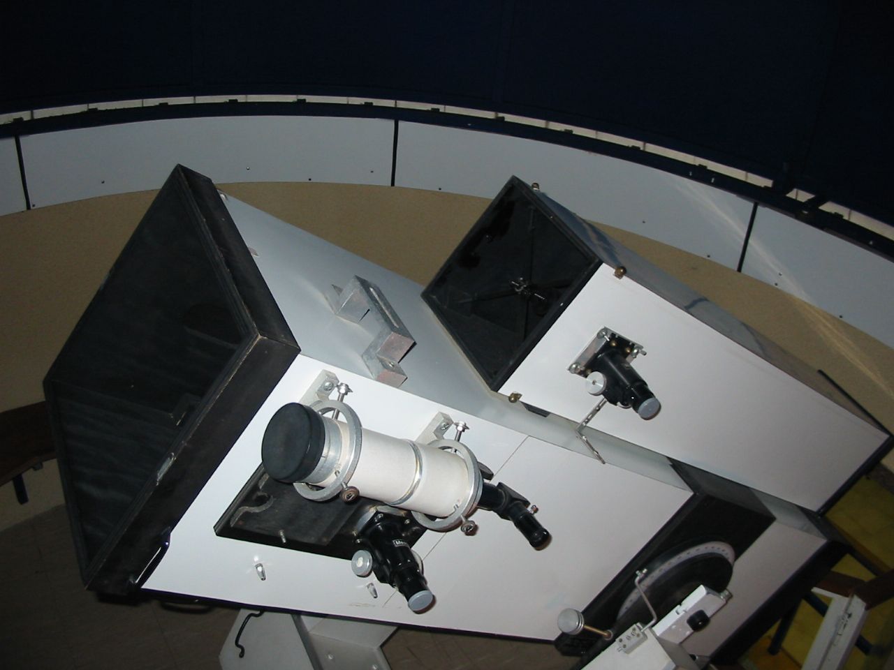 OBSERVATOIRE ASTRONOMIQUE