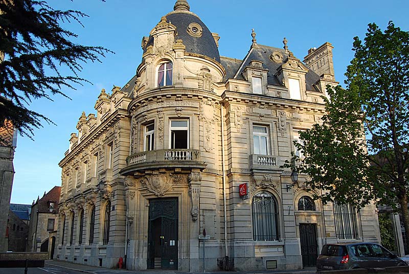 CAISSE D'EPARGNE, Langres - photo 2