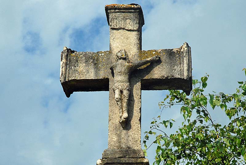 CALVAIRE DE RIVIERE-LES-FOSSES (1)