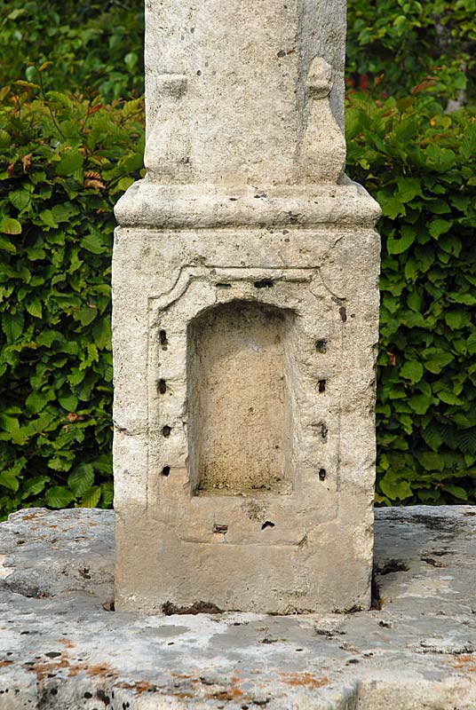 CALVAIRE DE RIVIERE-LES-FOSSES (1), Rivière-les-Fosses