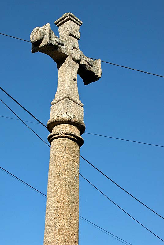CALVAIRE DE RIVIERES-LE-BOIS
