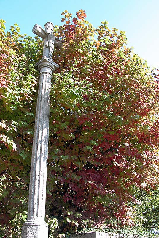 CROIX DE SAINT-BROINGT-LE-BOIS (1), Saint-Broingt-le-Bois - photo 2