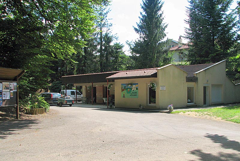 Camping de mon village de Val-de-Meuse, le Château