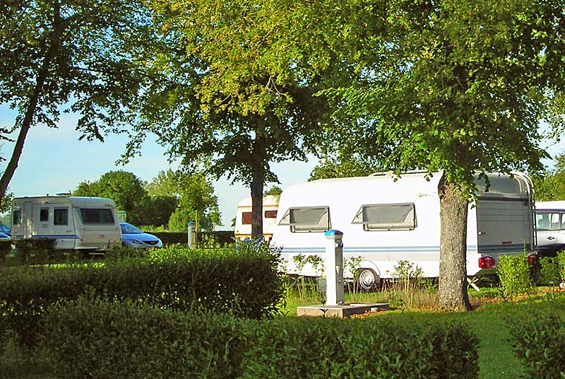 Camping du lac, Villegusien-le-Lac - photo 9