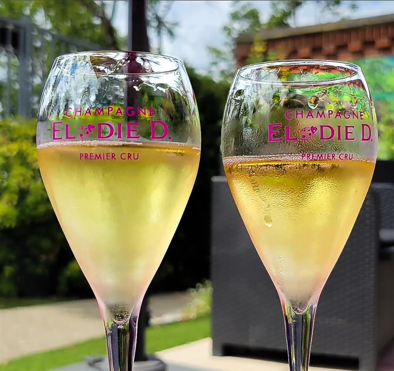 Bulles & Bonheur - Bar à Champagne