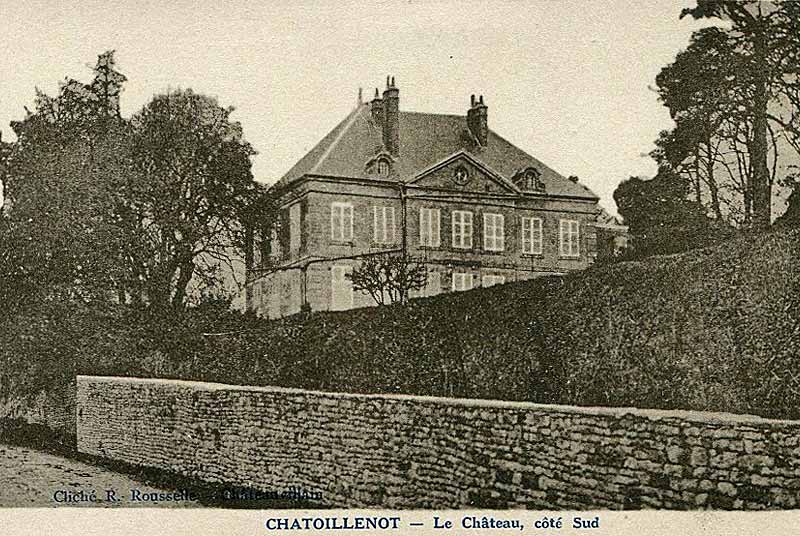 CHATEAU XVIIIe SIECLE DE CHATOILLENOT