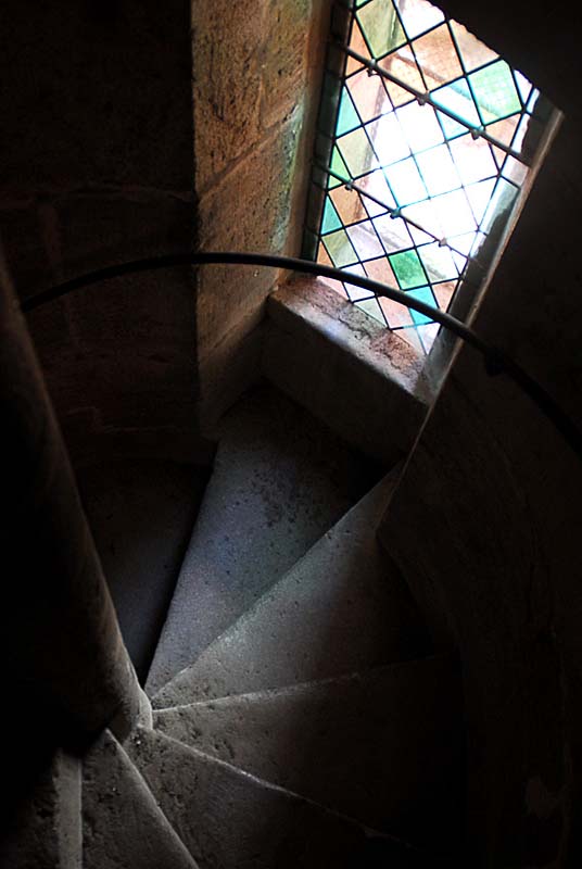 MONTEE A LA TOUR SUD DE LA CATHÉDRALE ET VISITE AUDIO-GUIDEE