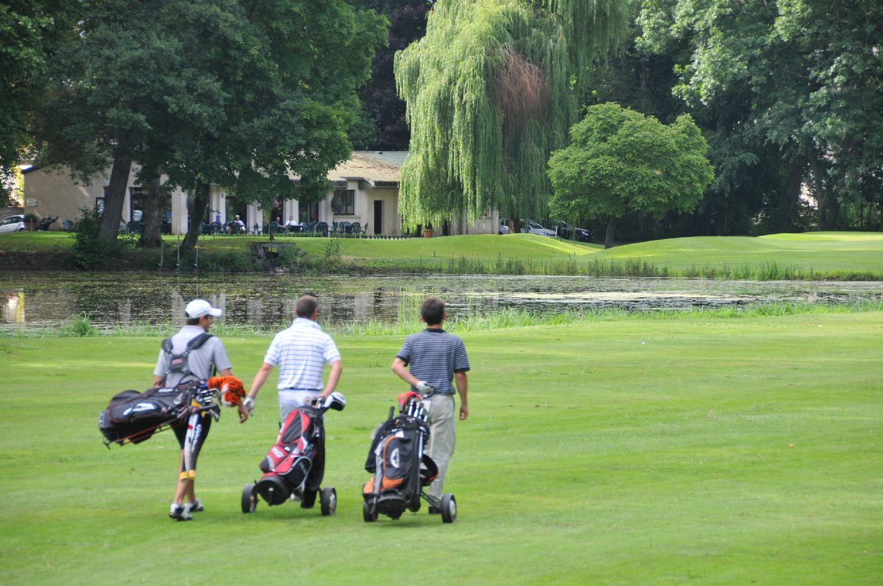 AU GOLF D'ARC-EN-BARROIS, Arc-en-Barrois - photo 2