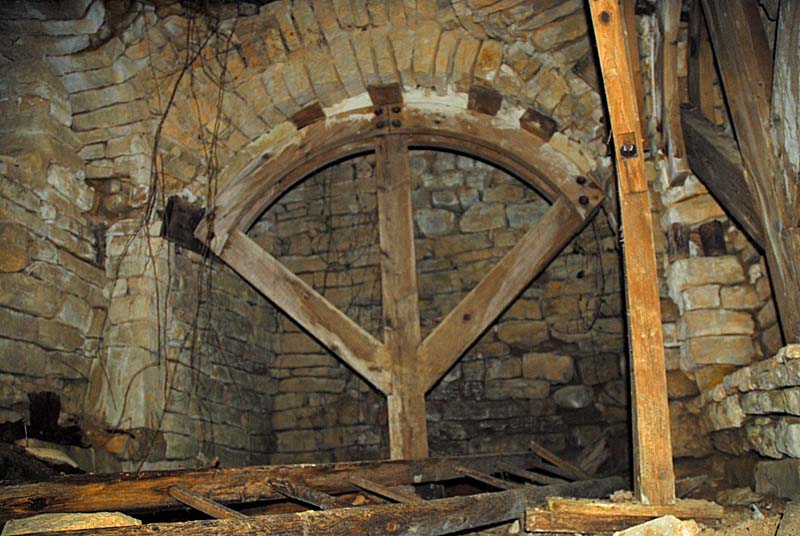 CHATEAU DE MONTSAUGEON, Le Montsaugeonnais