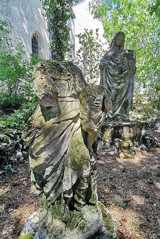 Cimetière d'Aubigny-sur-Badin, Le Montsaugeonnais - photo 3
