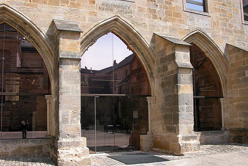 BIBLIOTHÈQUE MUNICIPALE MARCEL-ARLAND, Langres - photo 2