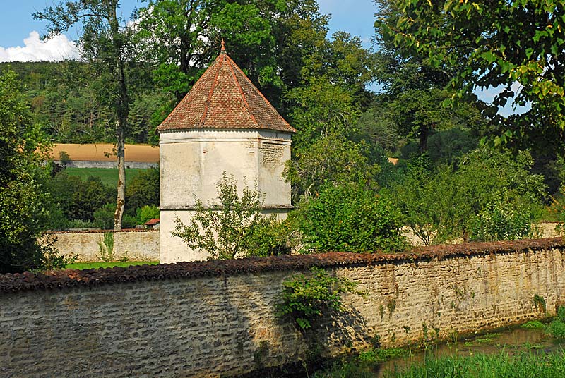 Colombier de l'abbaye d'Auberive, Auberive - photo 8