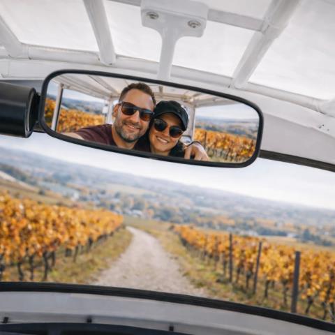 Couple-autumn-inside bubbles tuktuk-tour-champagne