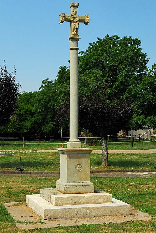 CROIX XVe SIECLE DE RANCONNIERES, Rançonnières