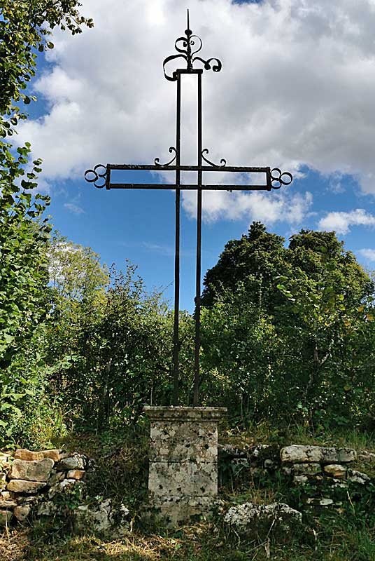 CROIX DE NOIDANT-LE-ROCHEUX (5), Noidant-le-Rocheux - photo 3