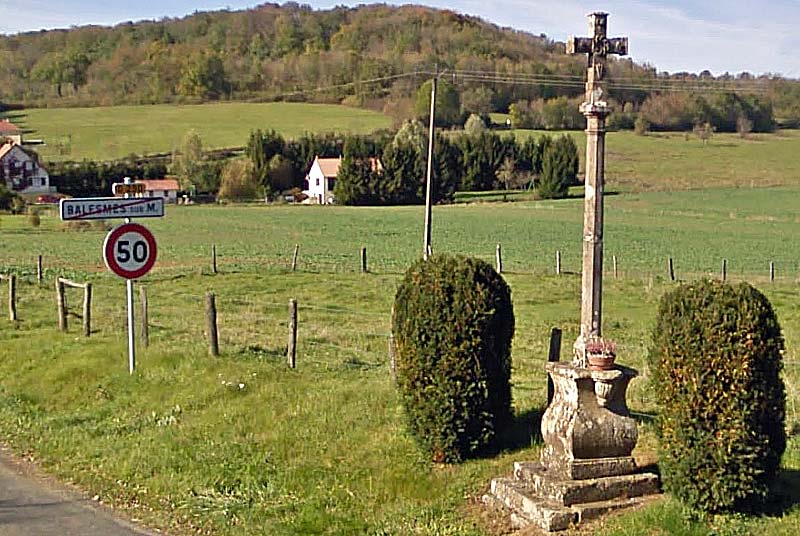 CROIX DE BALESMES-SUR-MARNE (2)