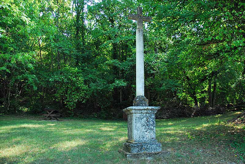 CROIX DE CHALMESSIN (2), Vals-des-Tilles - photo 2