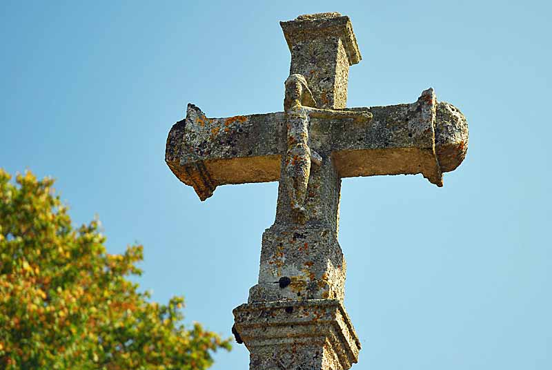 CROIX DE CIMETIERE  DE POINSENOT
