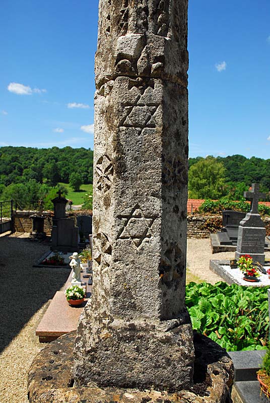 CROIX DE CIMETIERE DE VIEUX-MOULINS, Perrancey-les-Vieux-Moulins - photo 5