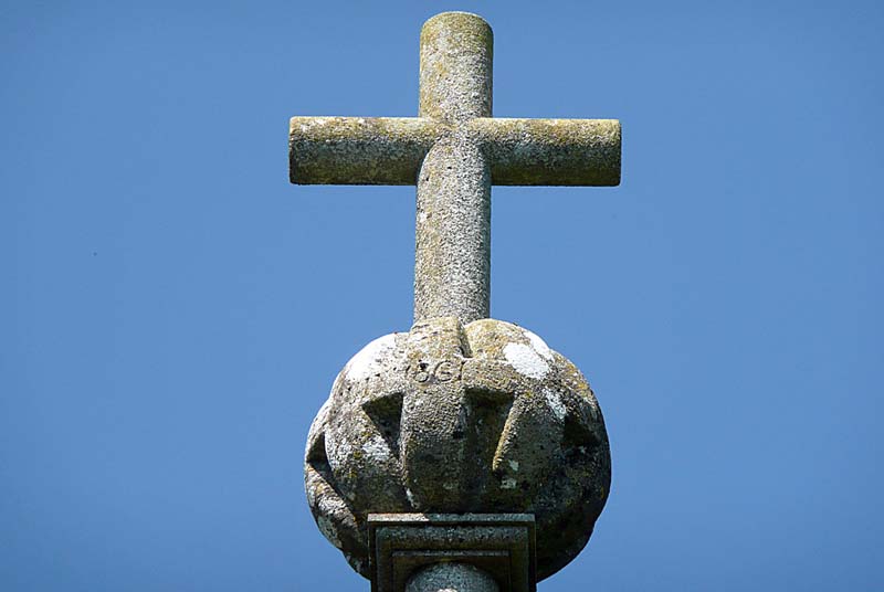 CROIX DU CHOLLERA A VERSEILLES-LE-HAUT
