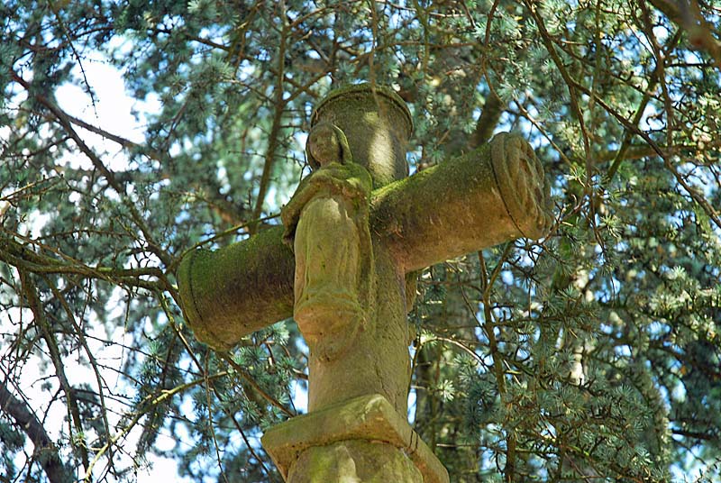 CROIX XVIe SIECLE DE LECEY