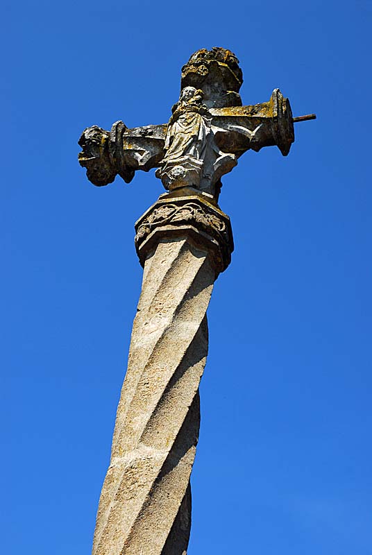 CROIX GOTHIQUE DE MONTLANDON, Haute-Amance - photo 6