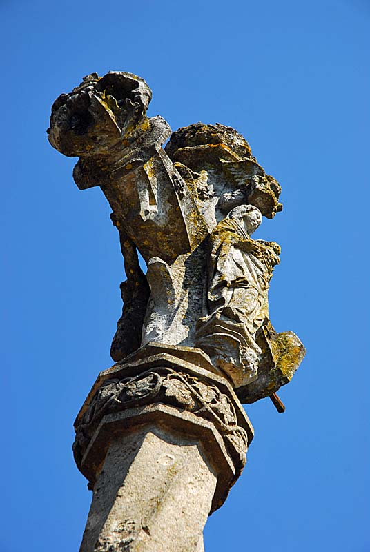 CROIX GOTHIQUE DE MONTLANDON, Haute-Amance - photo 5