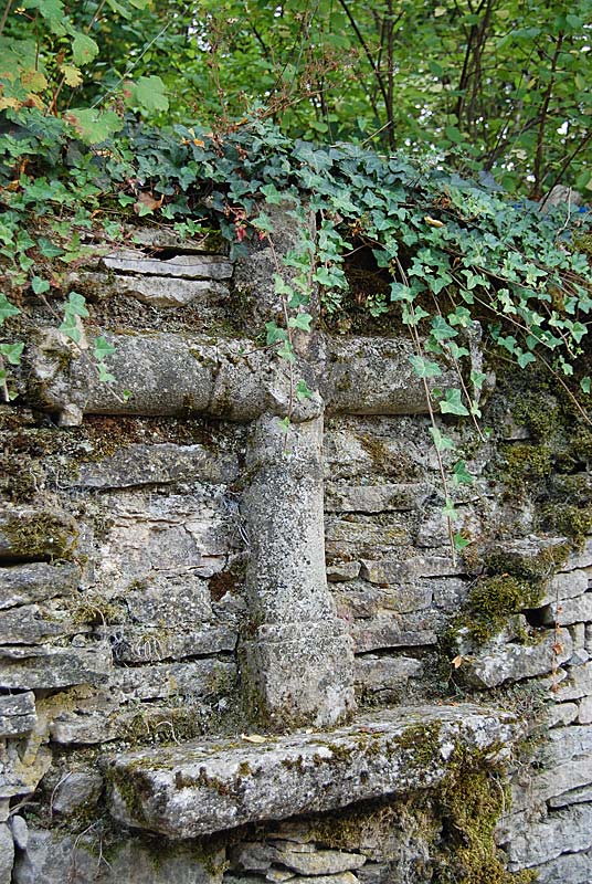 Croix XVIIIe siècle de Montsaugeon, Le Montsaugeonnais - photo 2